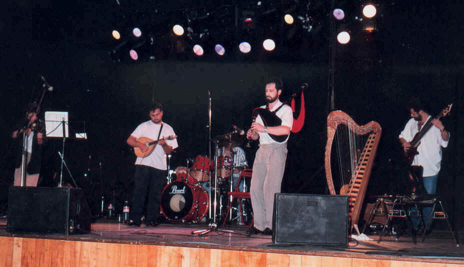 Arco da Vella na "Noite de Galicia" no Interceltico de Lorient 1989 (mandolina)